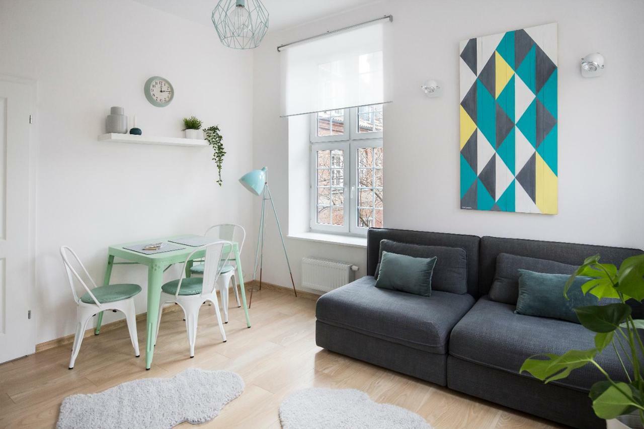 Apartament Mietowy | Chill And The City Apartments Gdansk Bagian luar foto
